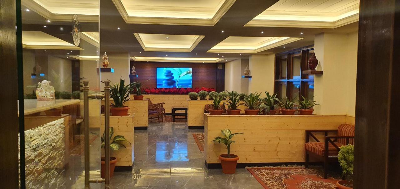 Sanderling Residency & Spa Darjeeling  Exterior photo