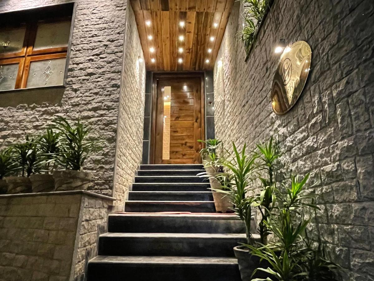 Sanderling Residency & Spa Darjeeling  Exterior photo