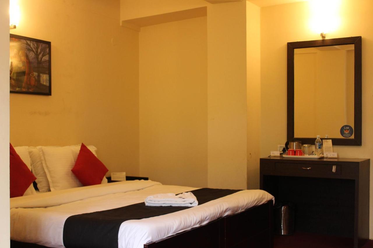Sanderling Residency & Spa Darjeeling  Exterior photo